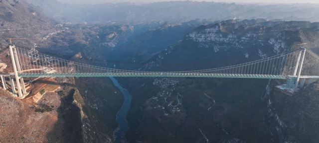 Jembatan Tertinggi di Dunia Ada di China, Diresmikan Juni 2025