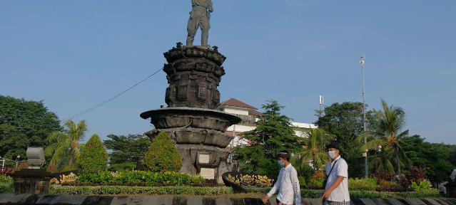 Siapa yang Membayar Pecalang, Petugas Keamanan di Bali?