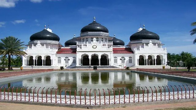 Menelusuri Pesona Wisata Budaya di Aceh Menelusuri Pesona Wisata Budaya di Aceh